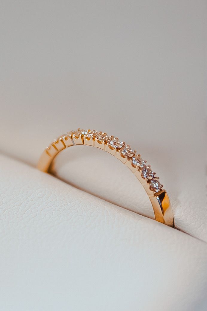 Hochzeit, Hochzeitsfotograf Berlin, Moritzfilmundfoto, Ring, Trauungsring, Heiraten, Goldener Ring,