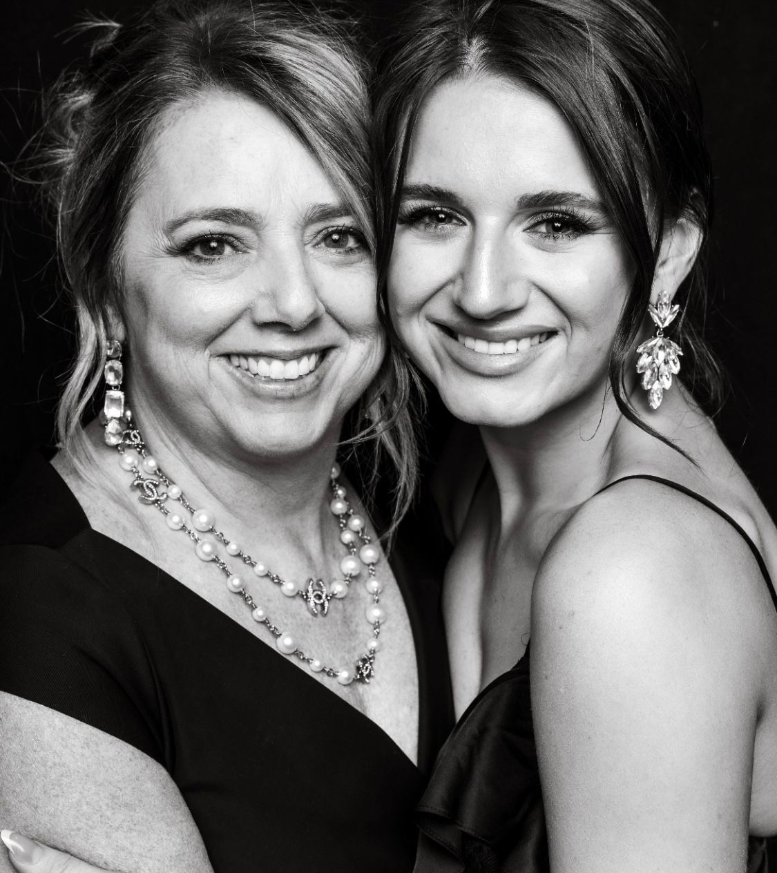 Wedding Guest Gallery Book. Pictures of  each wedding guest compiled into a luxury photo book.