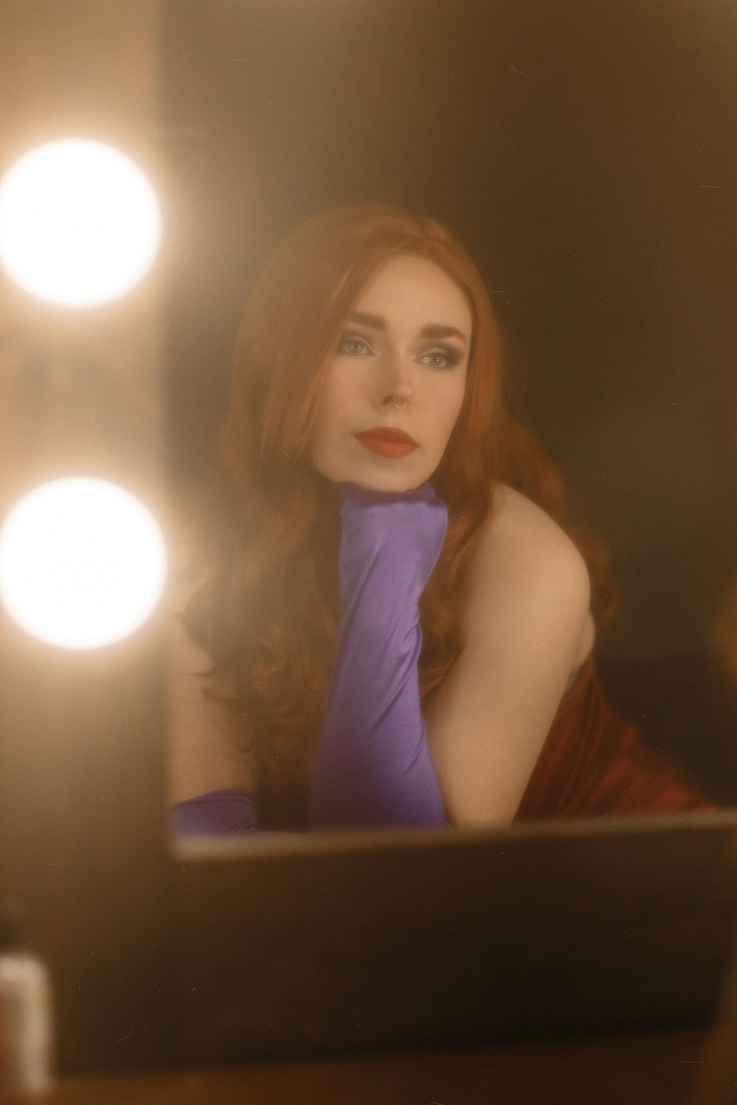 Atlanta Headshot Photographer | Retro Hollywood vanity light photoshoot