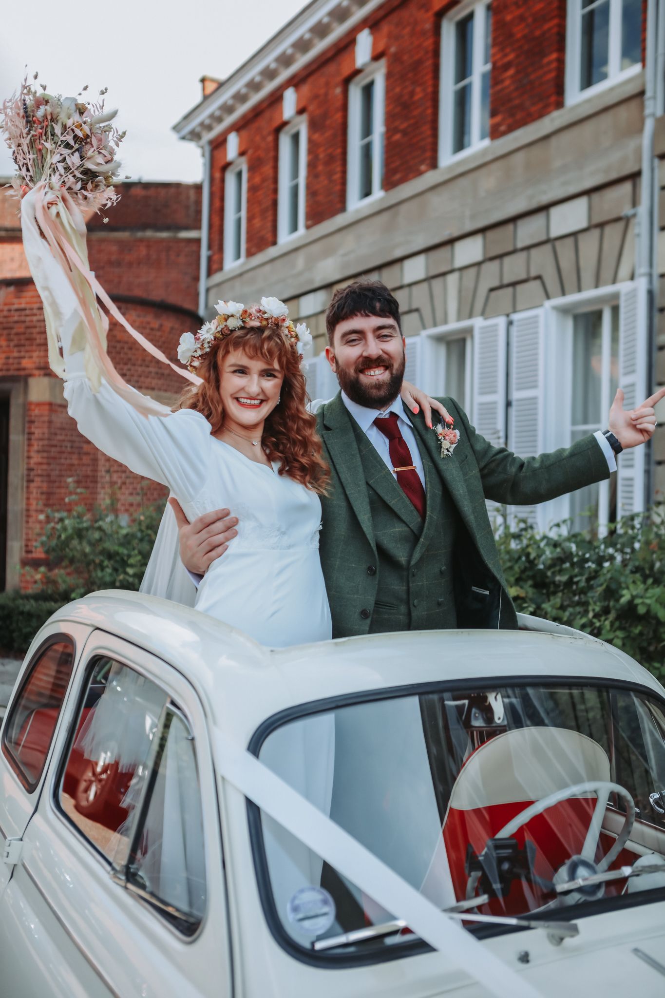 Wedding photography, candids. bride and groom photo, vintage car