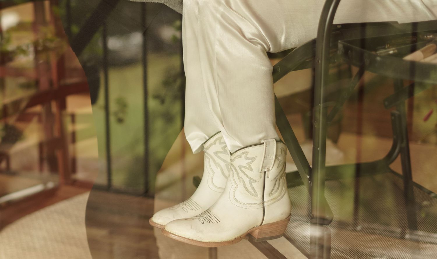 Elegant shoe and perfume detail for timeless bridal preparation inspiration.