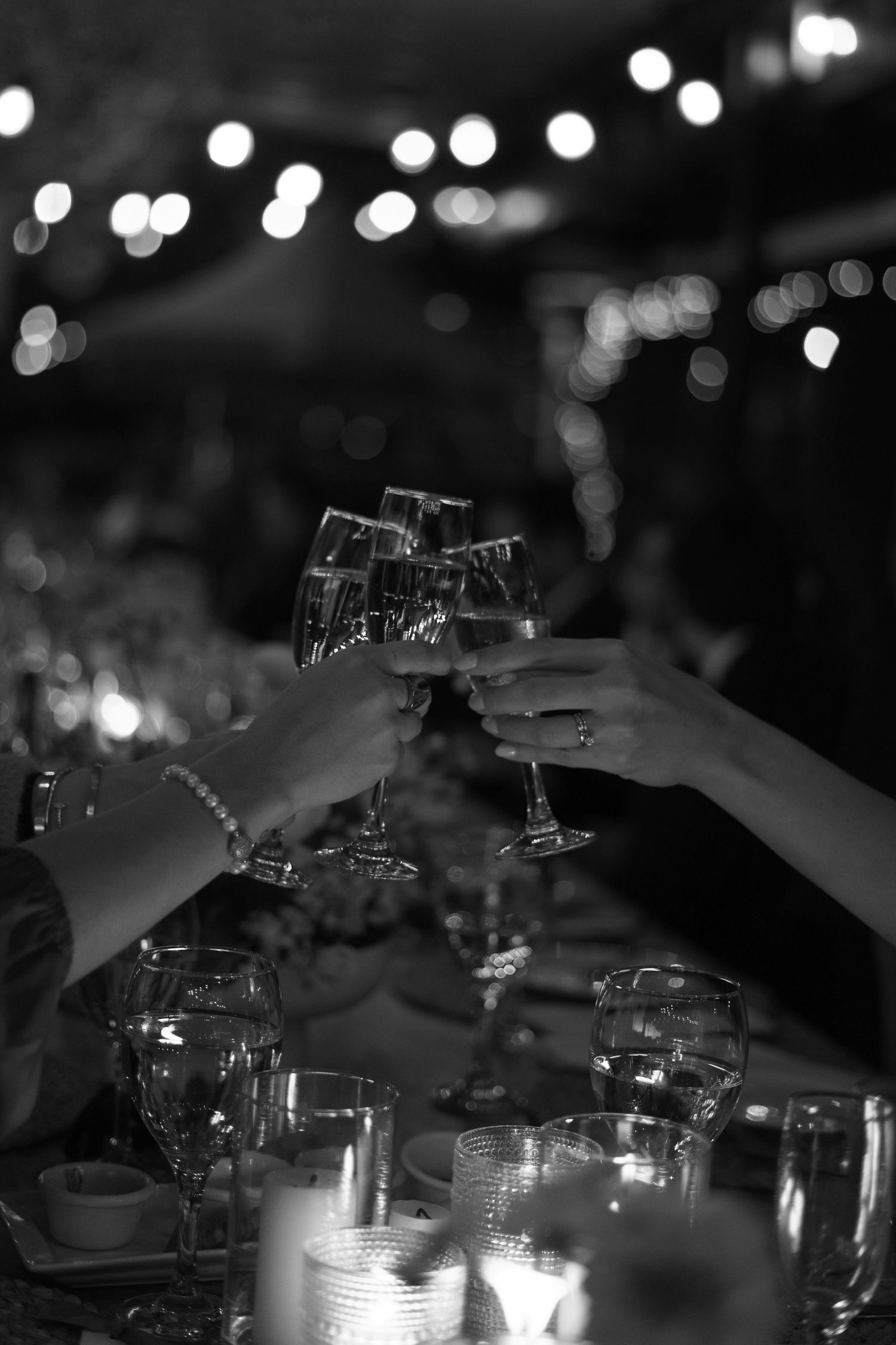 romantic wedding photos