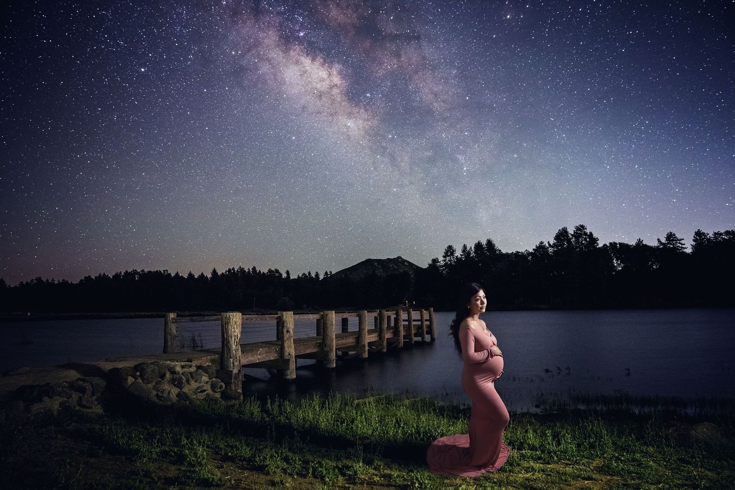 Nighttime maternity photography under starlit sky with Milky Way visible. San Diego Maternity Photographer