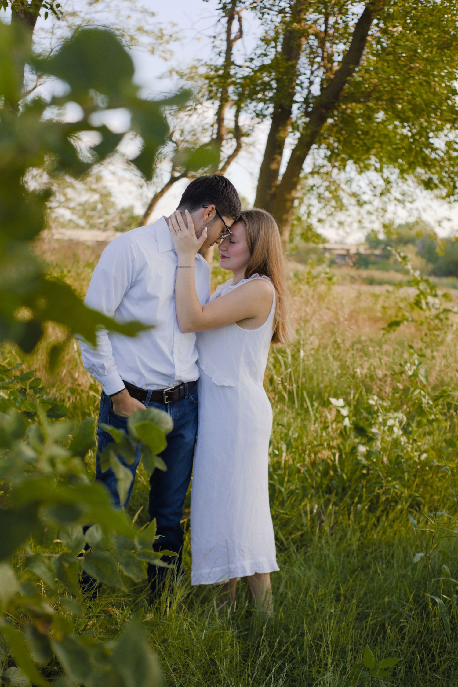 Romantic proposal photographer Fort Worth TX, capturing once-in-a-lifetime moments with elegant, bright, and timeless photography.