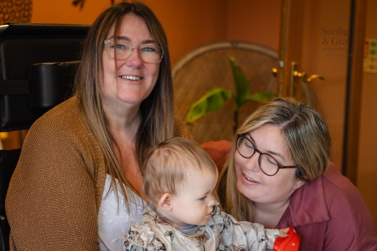 mums in business get together at sunfyr barns in Norwich, colour, natural light, member portrait