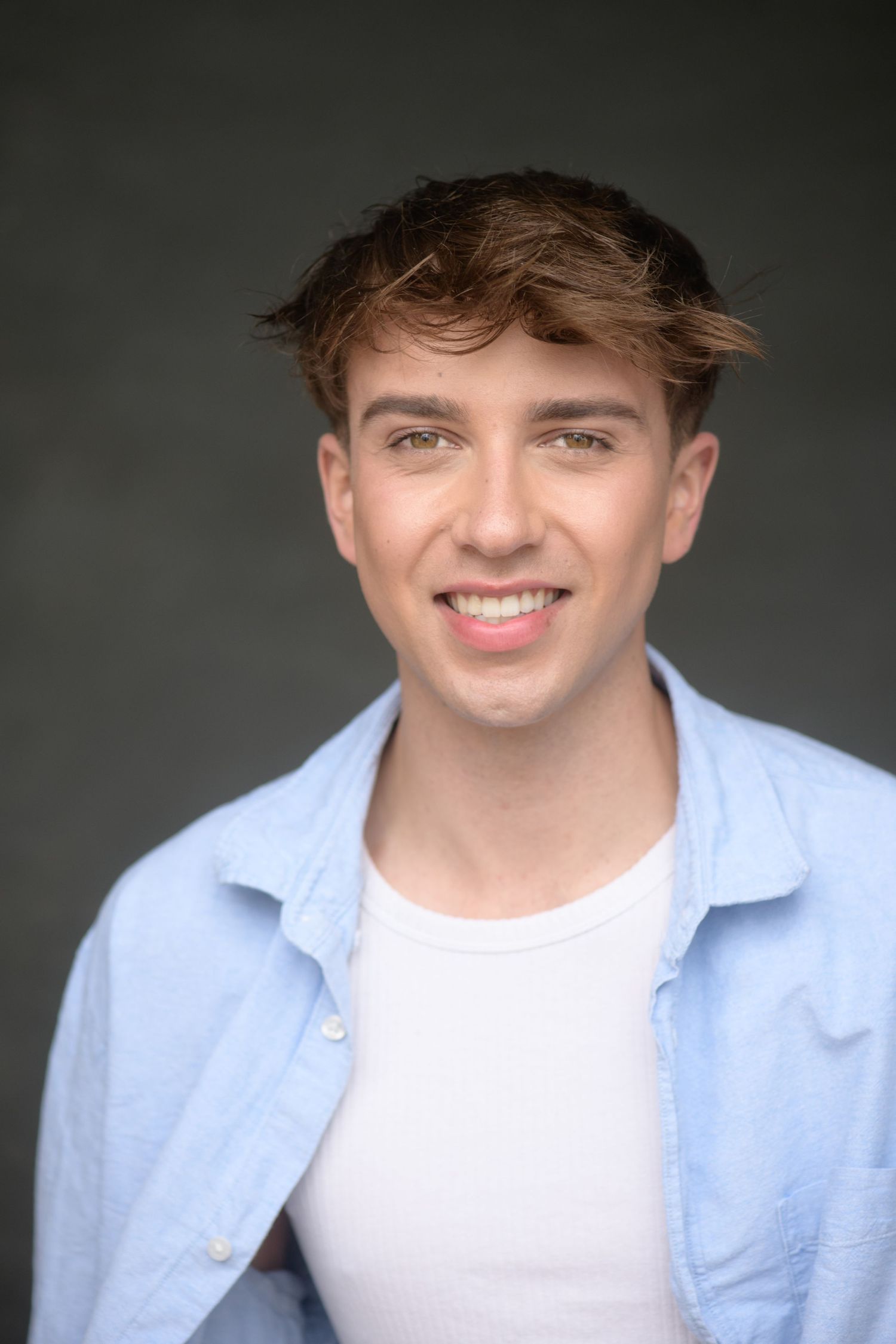Headshot of Elijah Moore