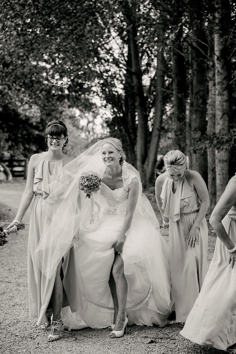 Bridal party at Trents Vineyard