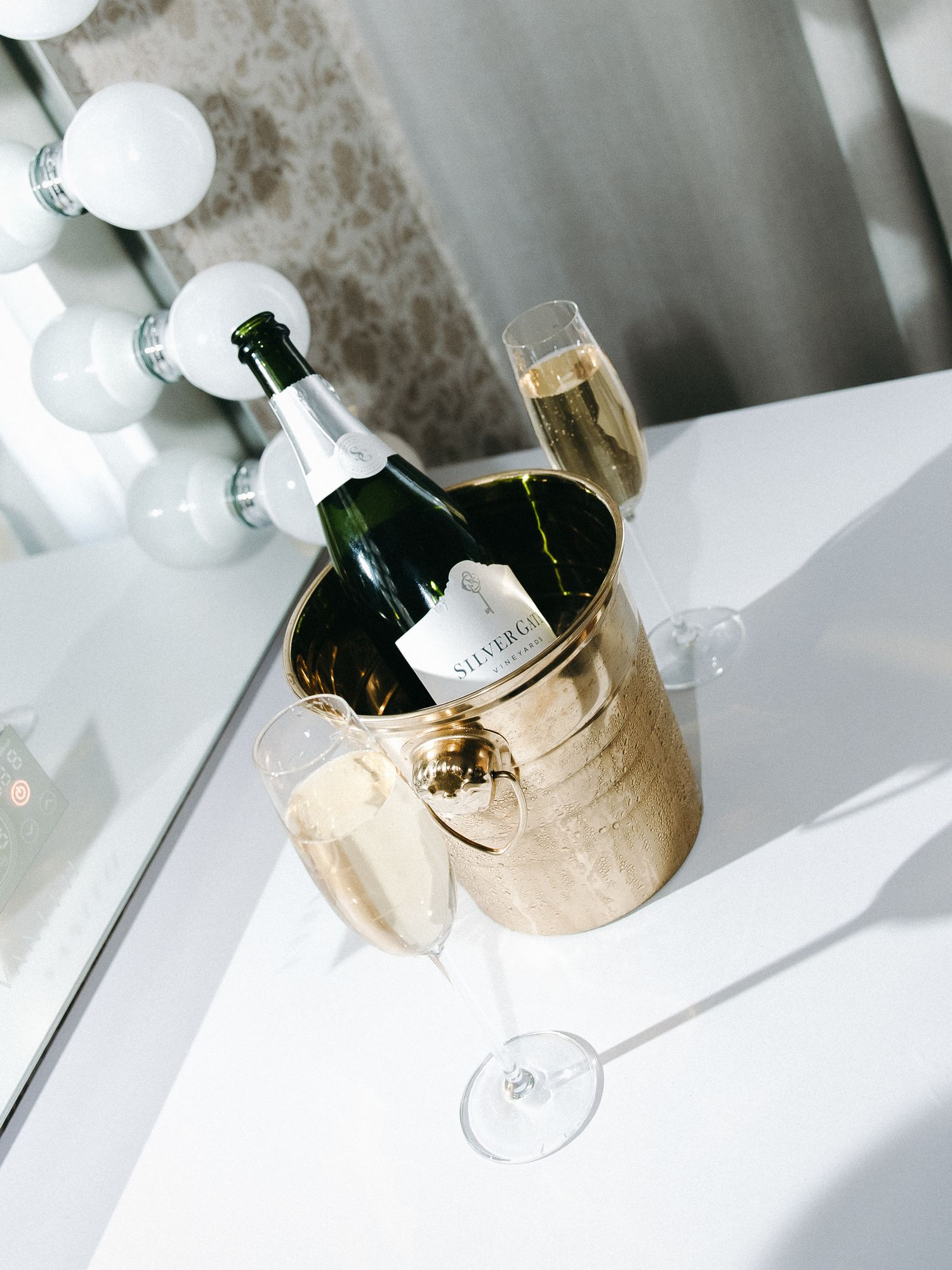 close up wedding champagne details