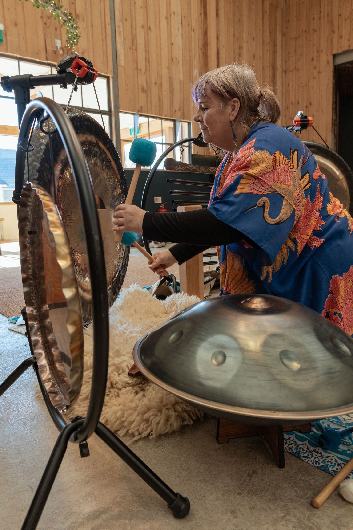 Relaxation branding photo of soundbath meditation in South Devon