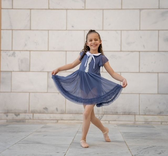 Dance recital costume sessions