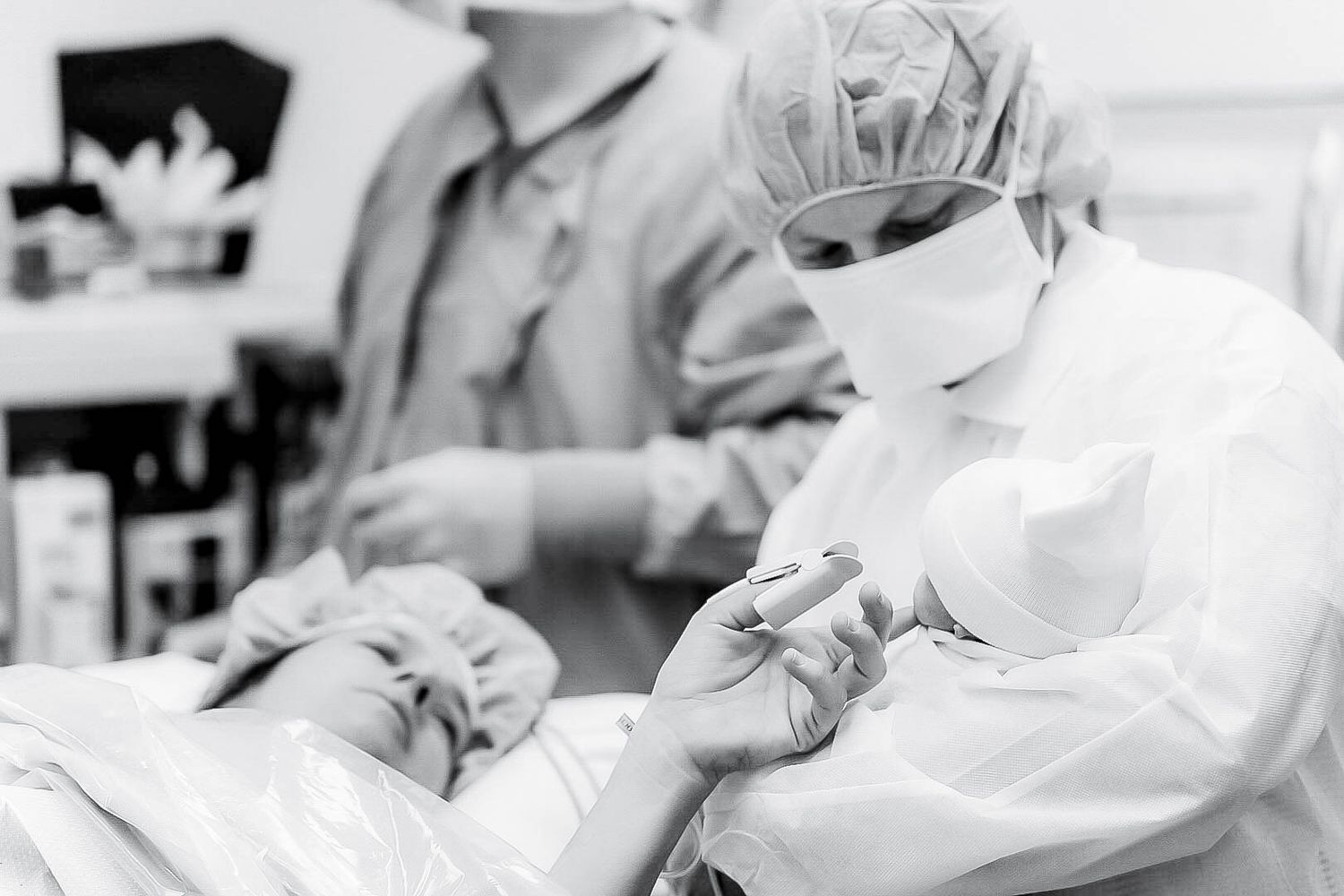 Newborn photography at Baton Rouge’s Woman’s Hospital — timeless, heartfelt portraits capturing the first precious moments with your baby.