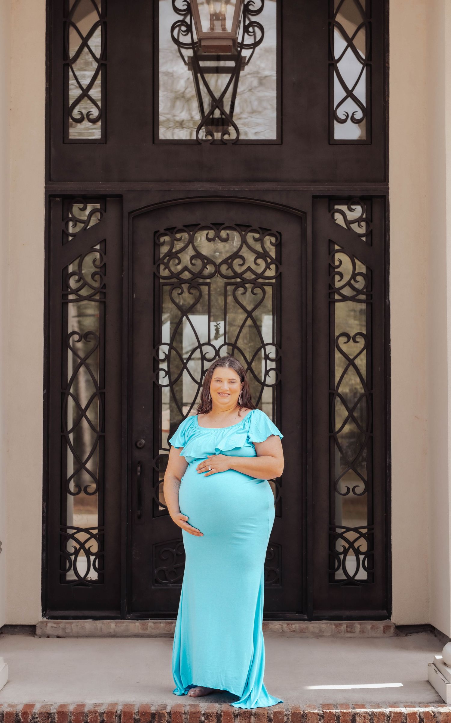 Maternity session in Baton Rouge featuring natural light, soft neutrals, and timeless styling