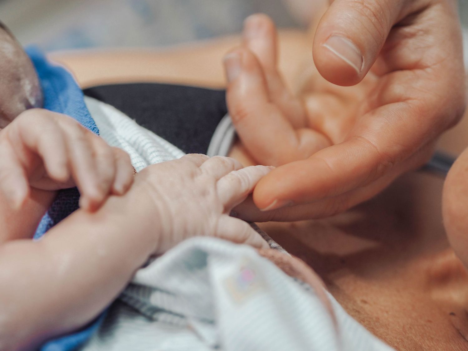 Newborn photography at Baton Rouge’s Woman’s Hospital — timeless, heartfelt portraits capturing the first precious moments with your baby.