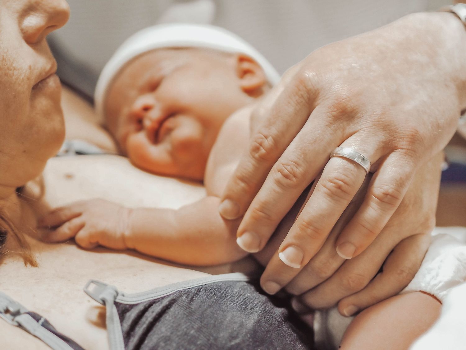 Newborn photography at Baton Rouge’s Woman’s Hospital — timeless, heartfelt portraits capturing the first precious moments with your baby.