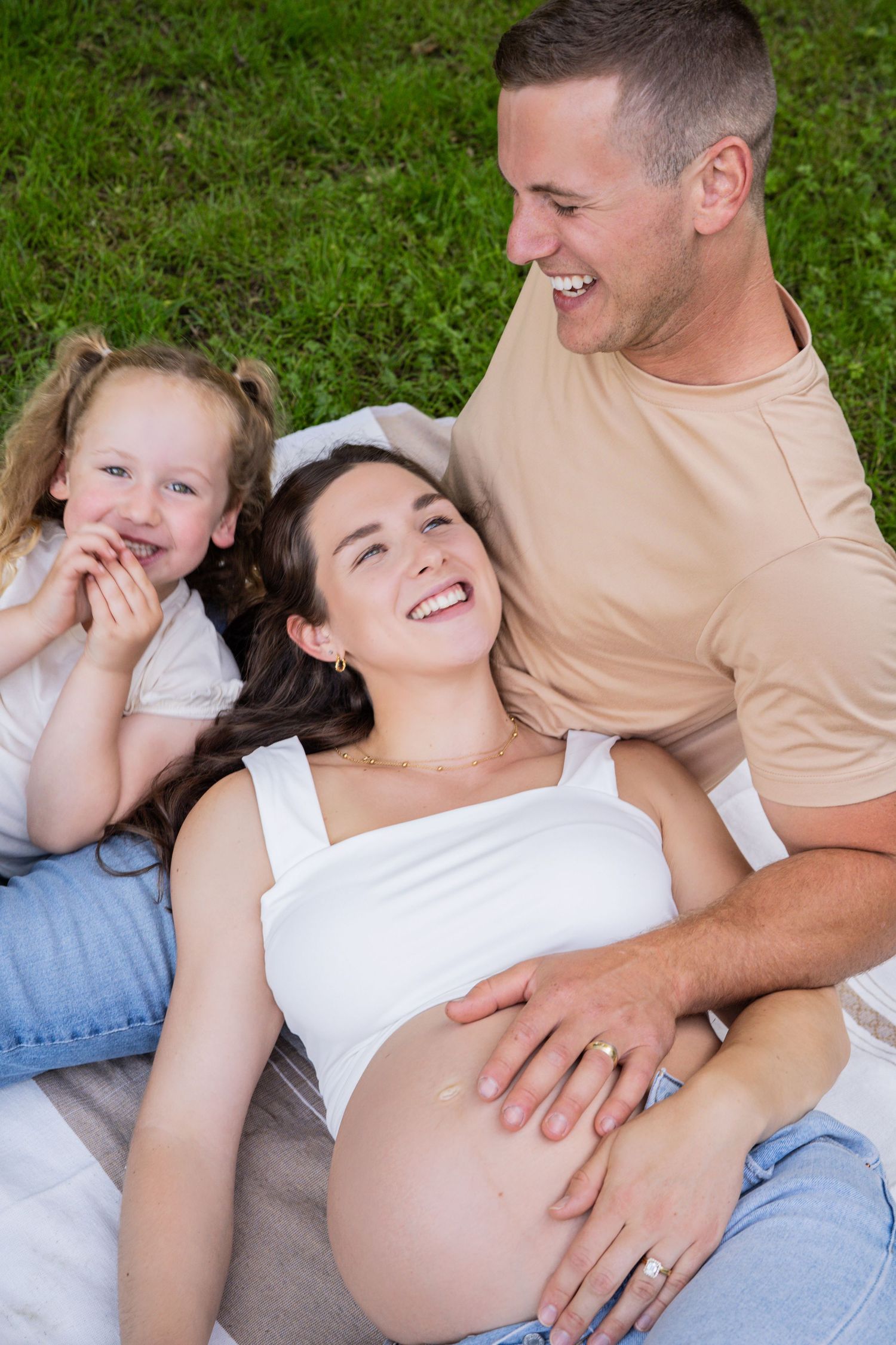 Maternity Session with family toddler and couple, Elk Lake, BC