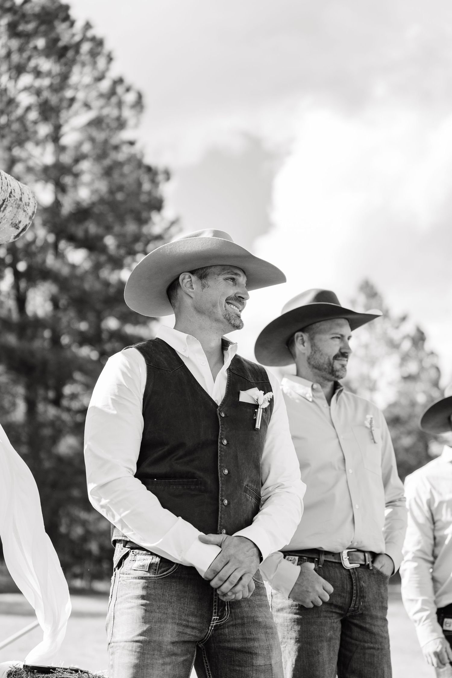Wedding & engagement photography in Dallas, Rockwall & Fate, Texas. Romantic, timeless storytelling for couples who value authentic co