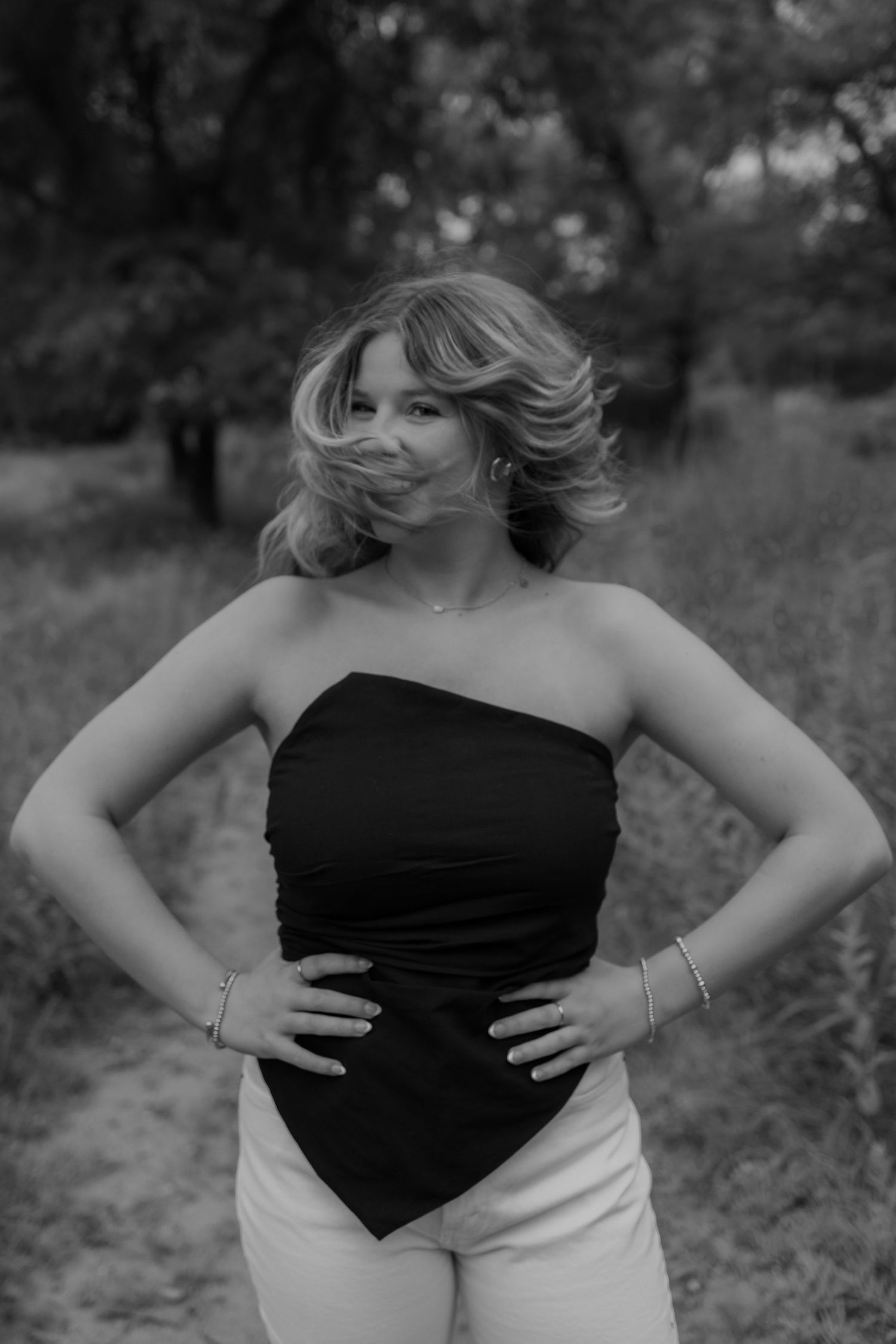 Creative Senior Pictures in Minnesota by WilanrieBPhotography