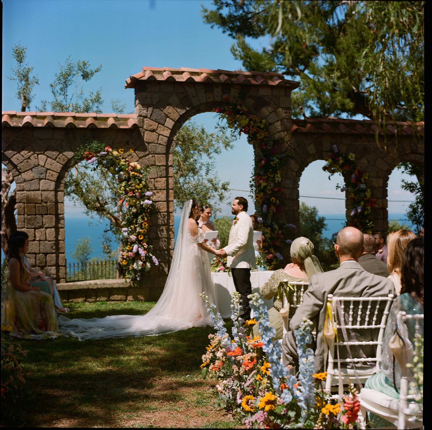 Kodak Portra 160 - Wedding film photography 
Capo Santa Fortunata - Sorrento - 120mm film