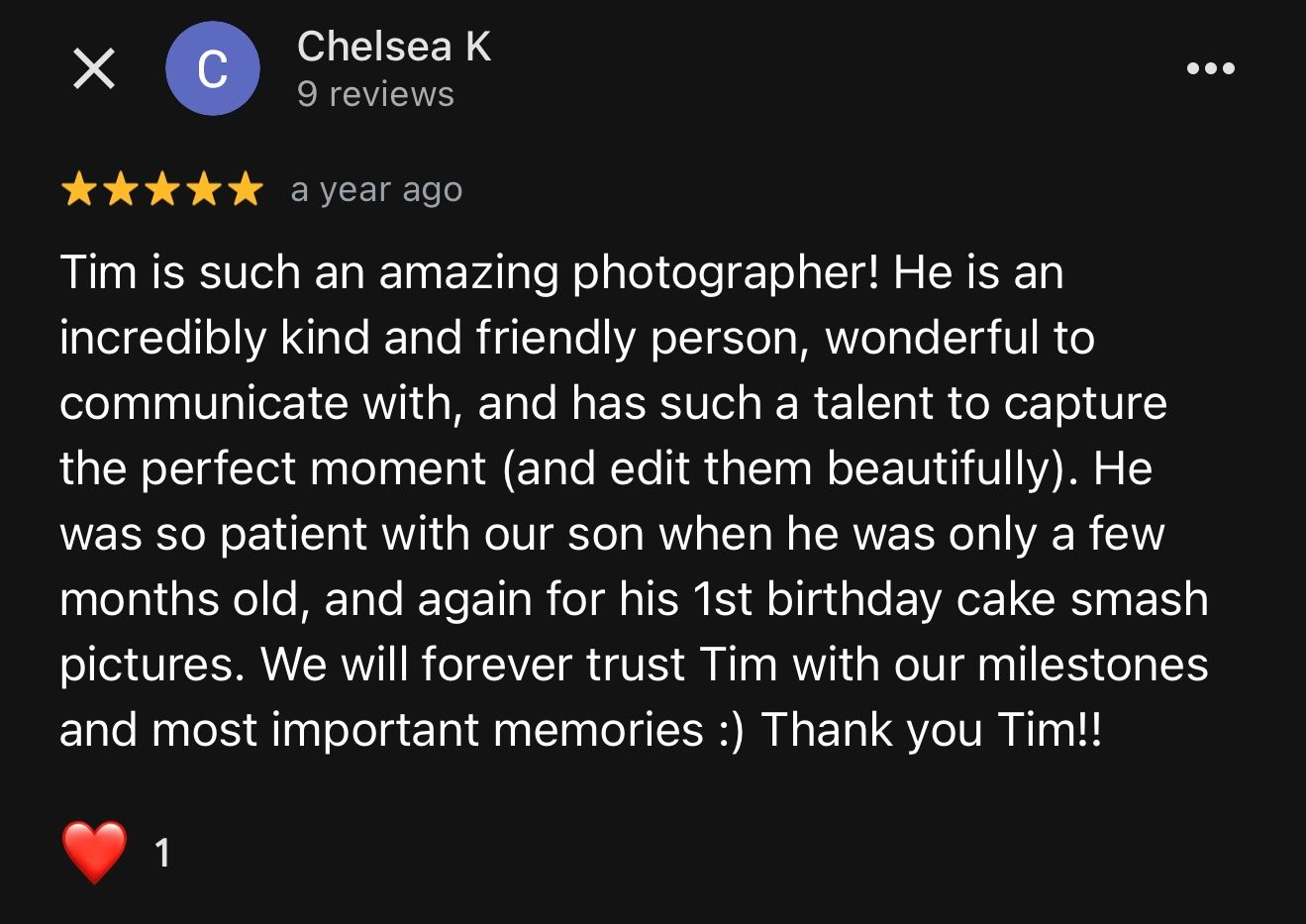 5 star customer review praising photography services and client experience.  Ottawa Portrait Photographer