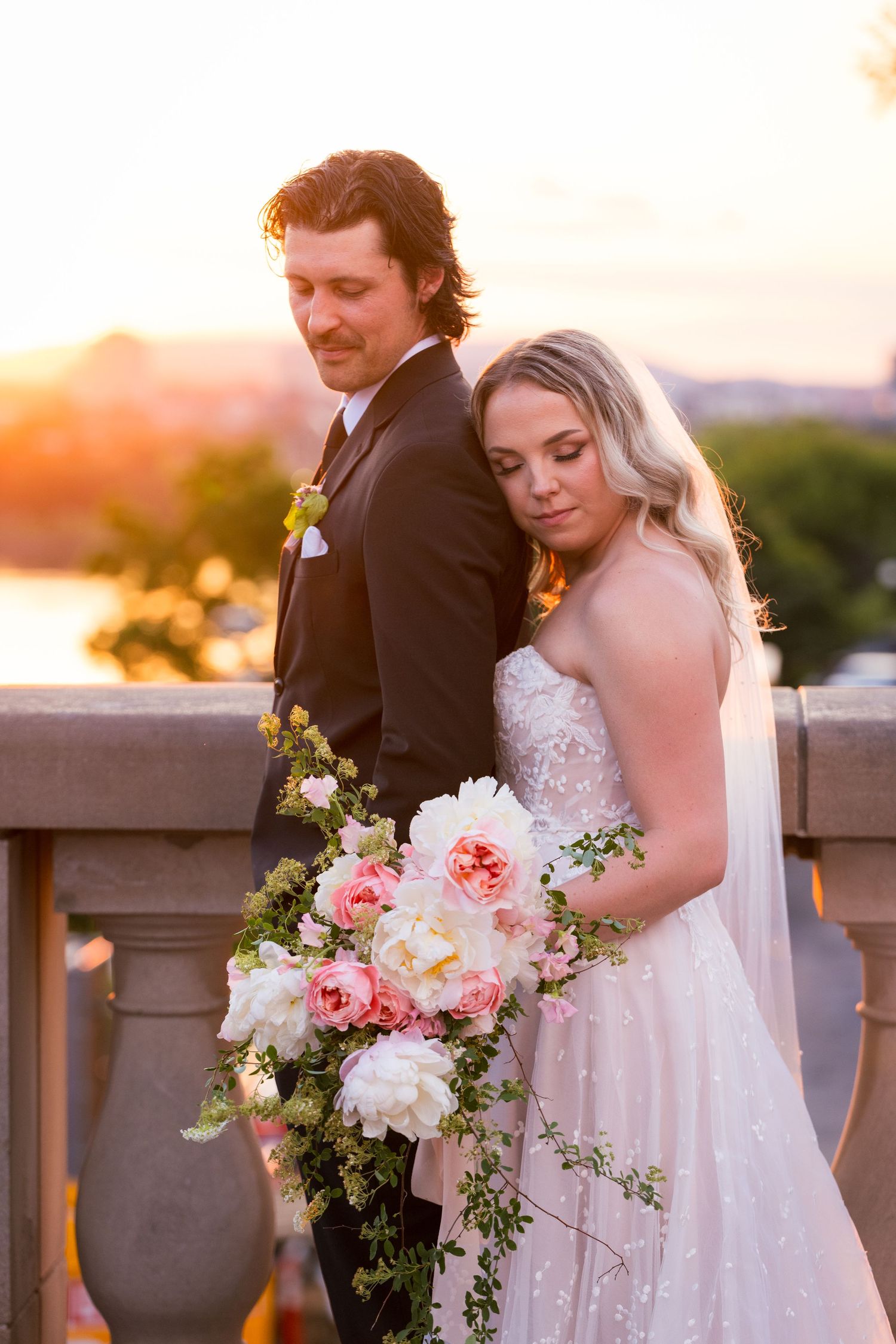 Wedding Photographer Ottawa Ontario | Balcony beside Fairmont Château Laurier, Ottawa, Ontario
