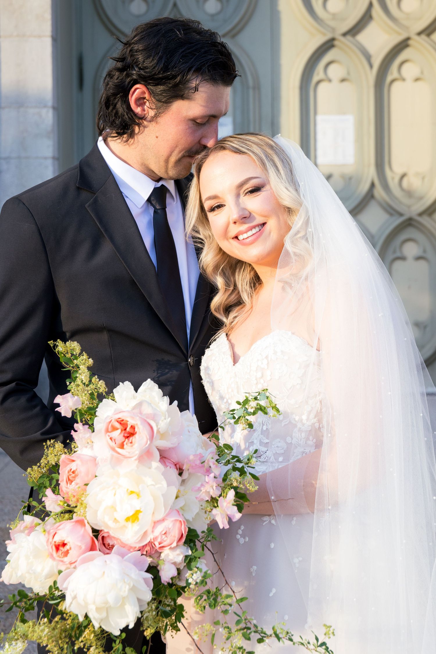 Wedding Photographer Ottawa Ontario | Notre Dame Cathedral Basilica