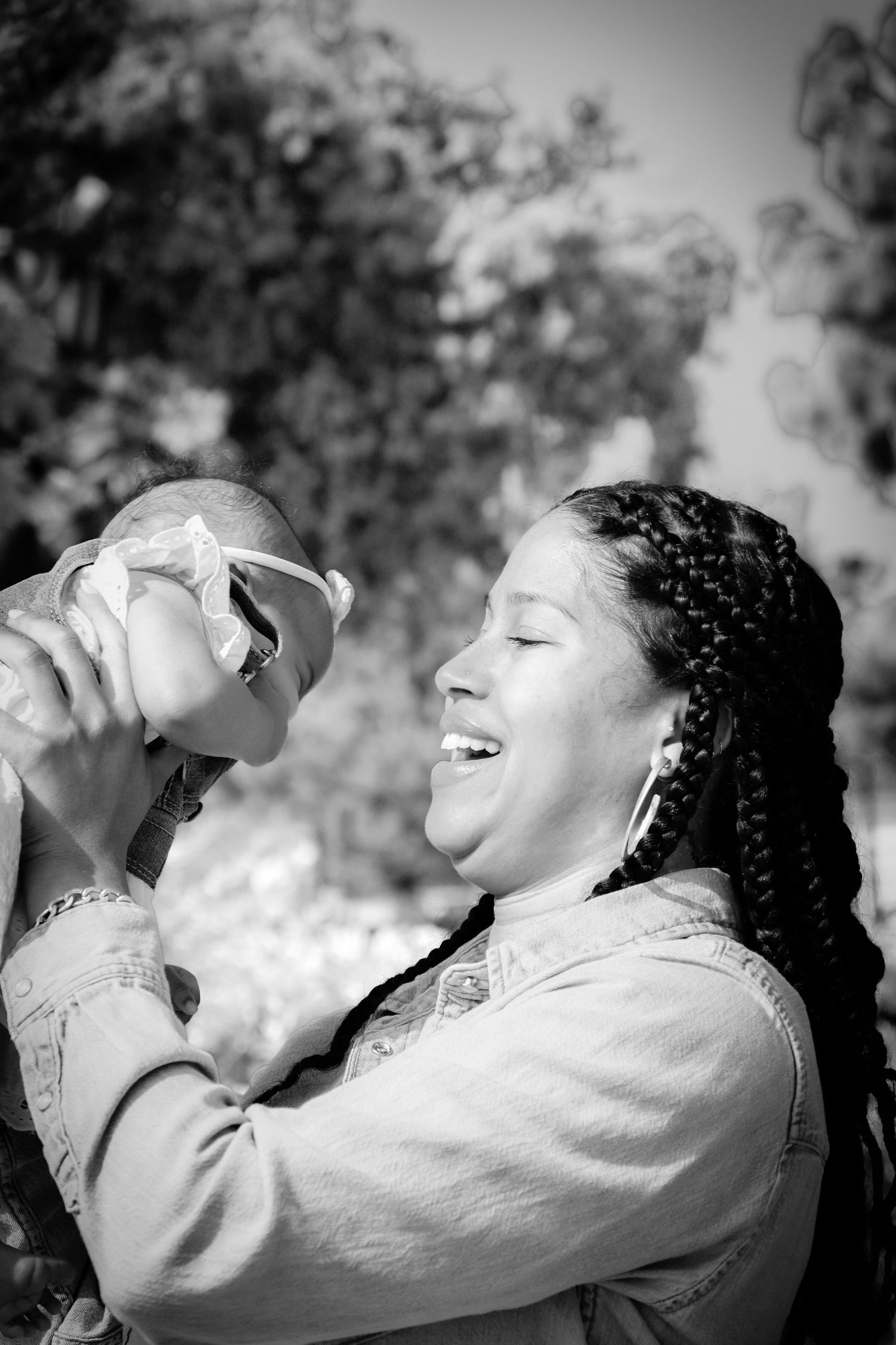 A sequence of four black and white photos shows a person in profile drinking from a bottle against a blurred background.