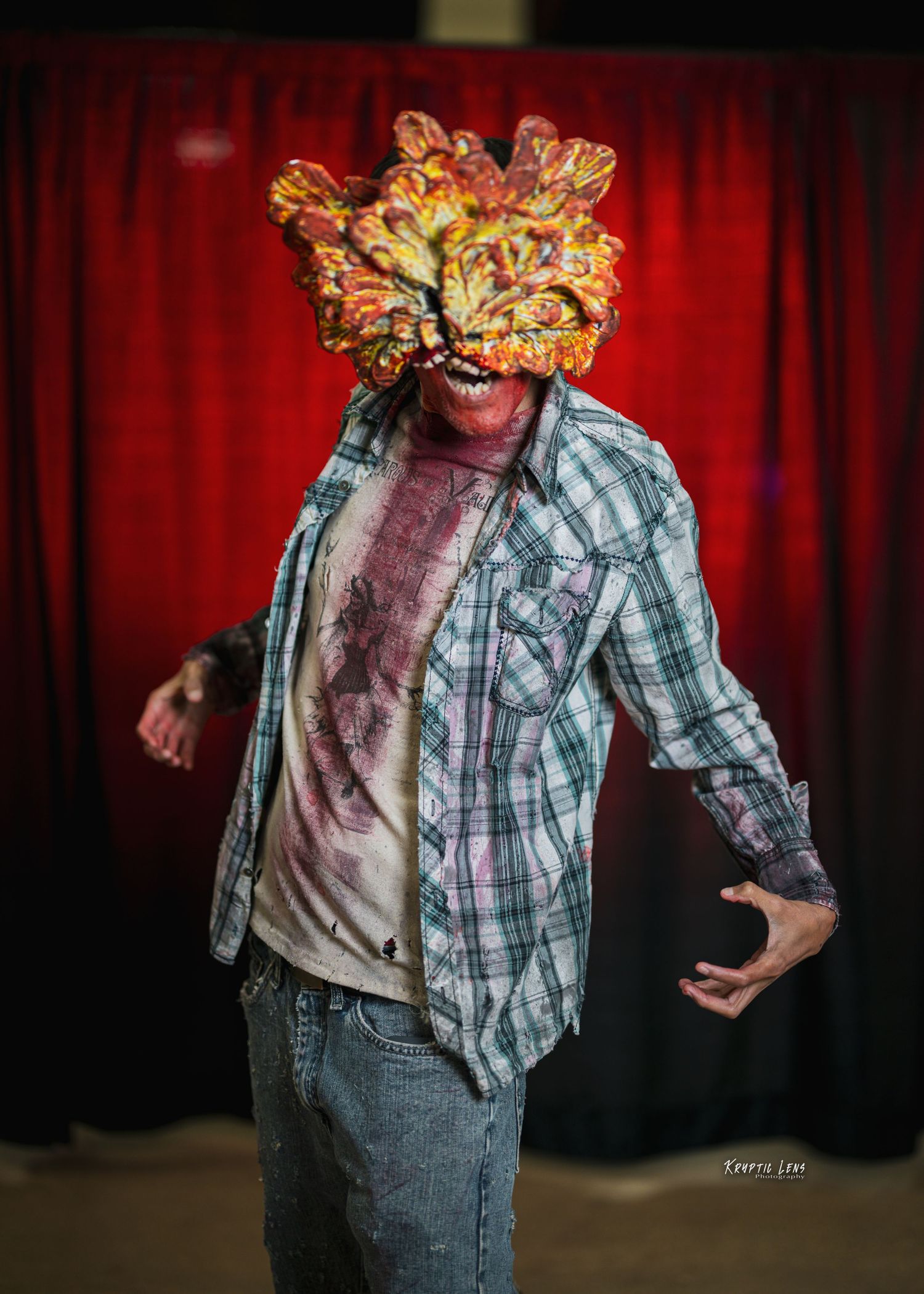 Horror-themed character in plaid shirt and mask performing dramatic poses against red backdrop.