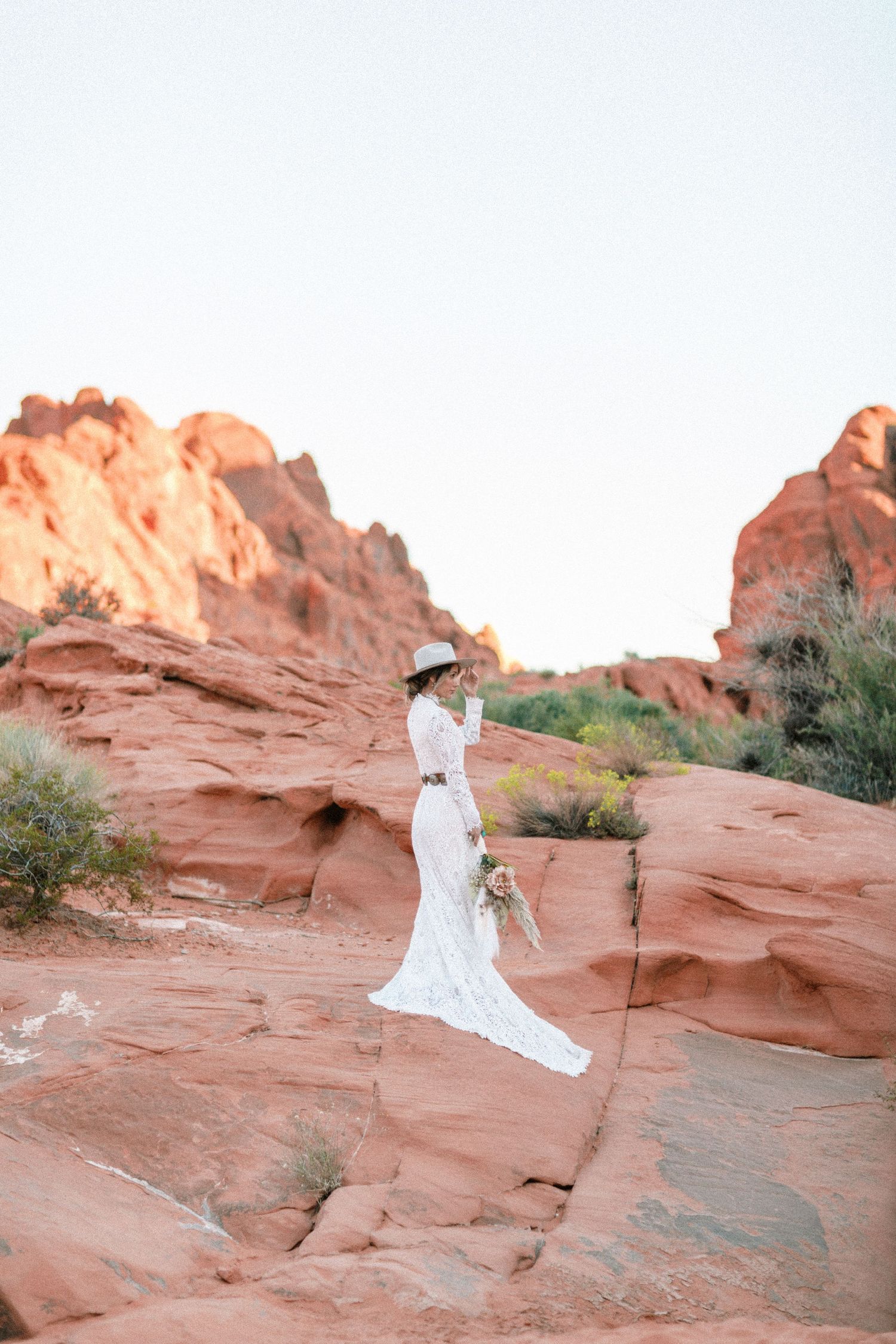 Bridal portrait near Las Vegas in the desert