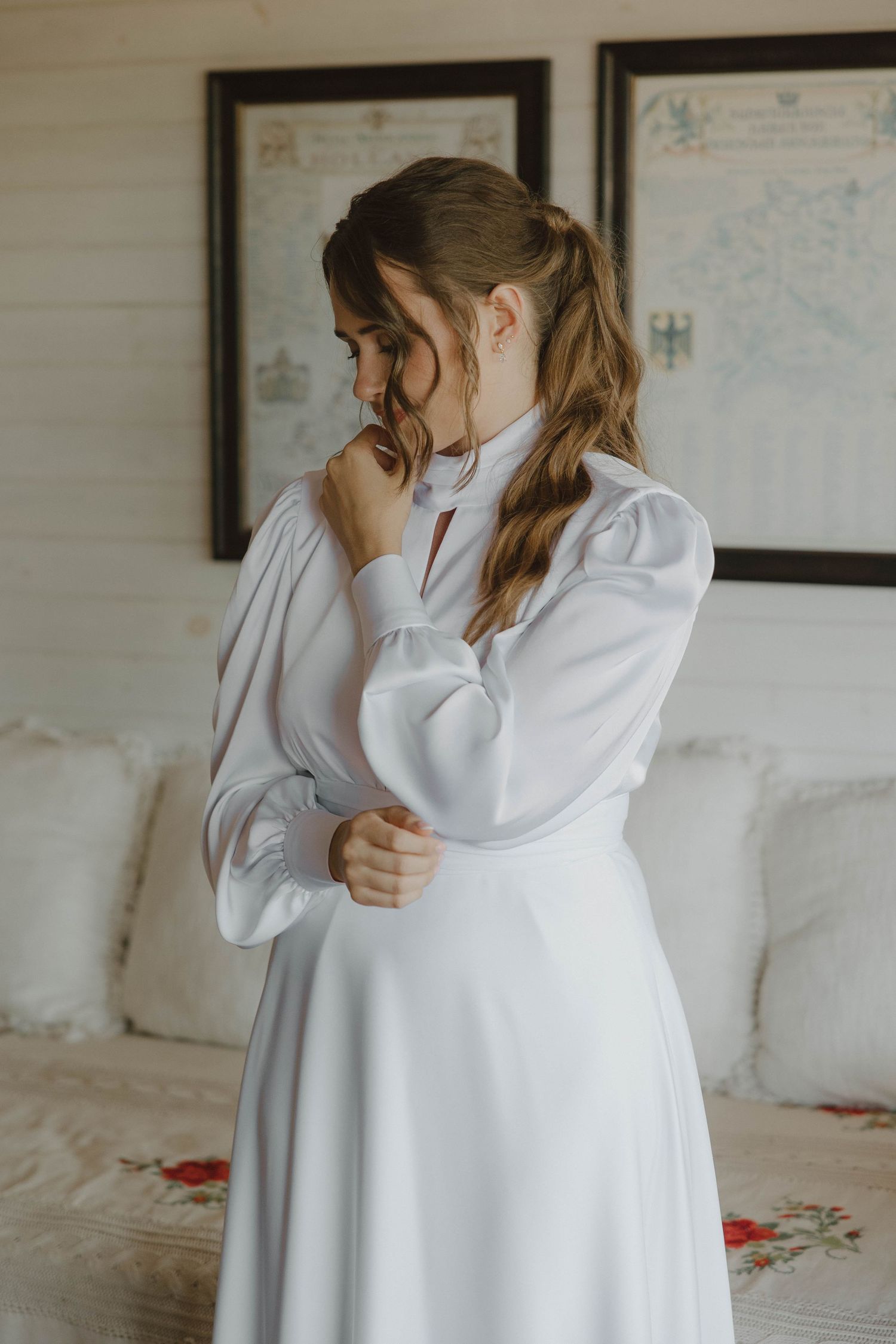 Bridal portraits of bride getting ready