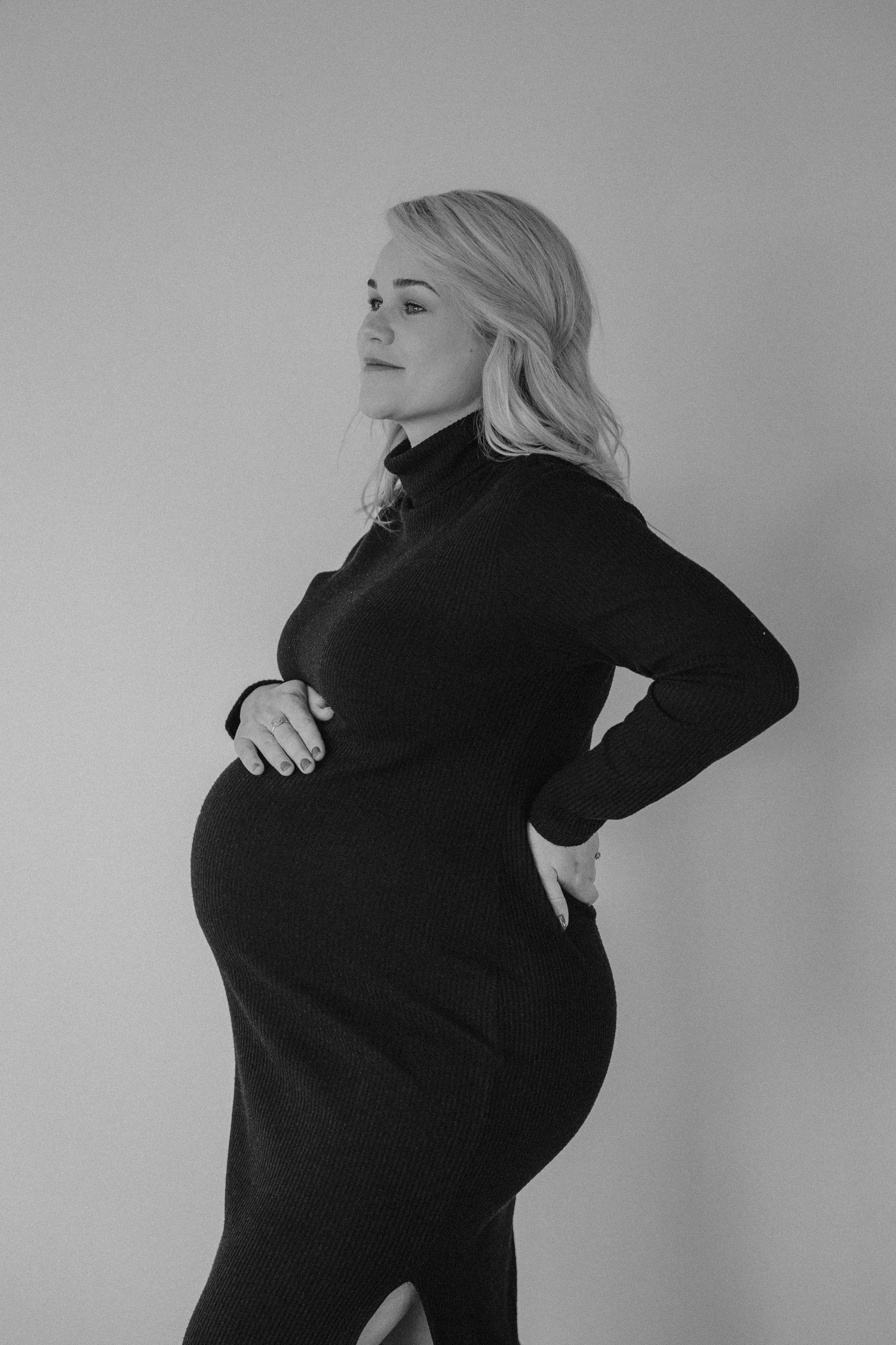 Natural light indoor maternity photography in Jeffrey’s Bay South Africa