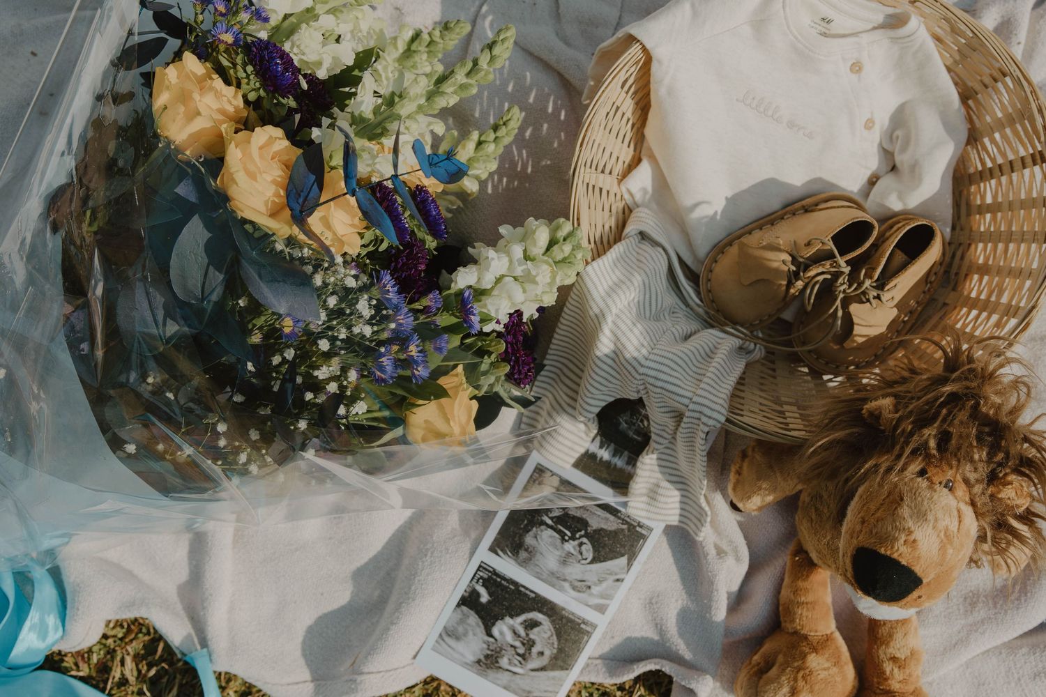 Pregnancy reveal photoshoot Jeffreys Bay