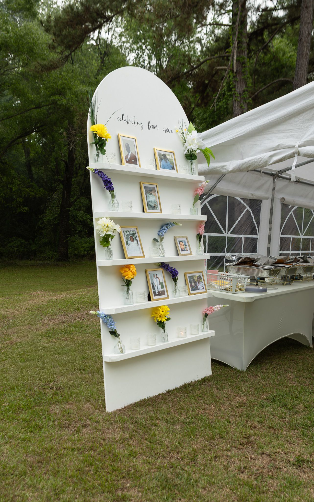 Candid wedding reception moment at Georgia backyard wedding, Kaylin Ross Photography