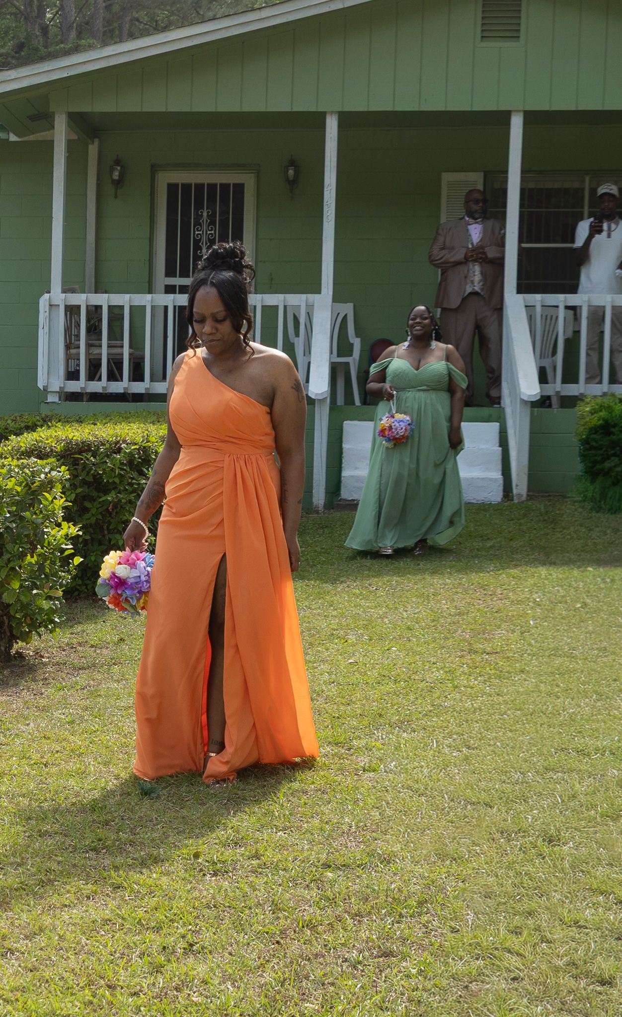 Outdoor backyard wedding ceremony in Georgia photographed by Kaylin Ross Photography