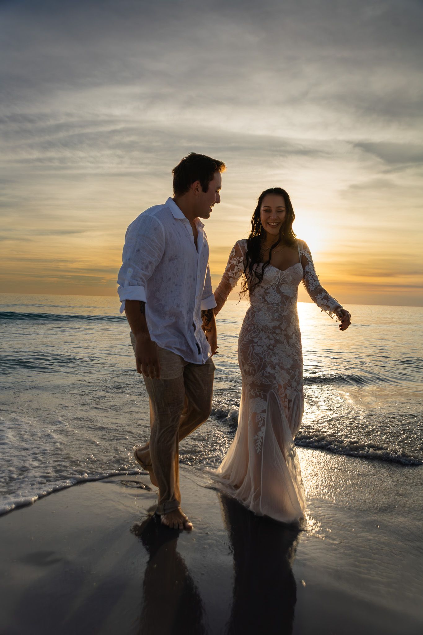 Golden hour elopement portraits on the Florida Panhandle at Grayton Beach, Kaylin Ross Photography