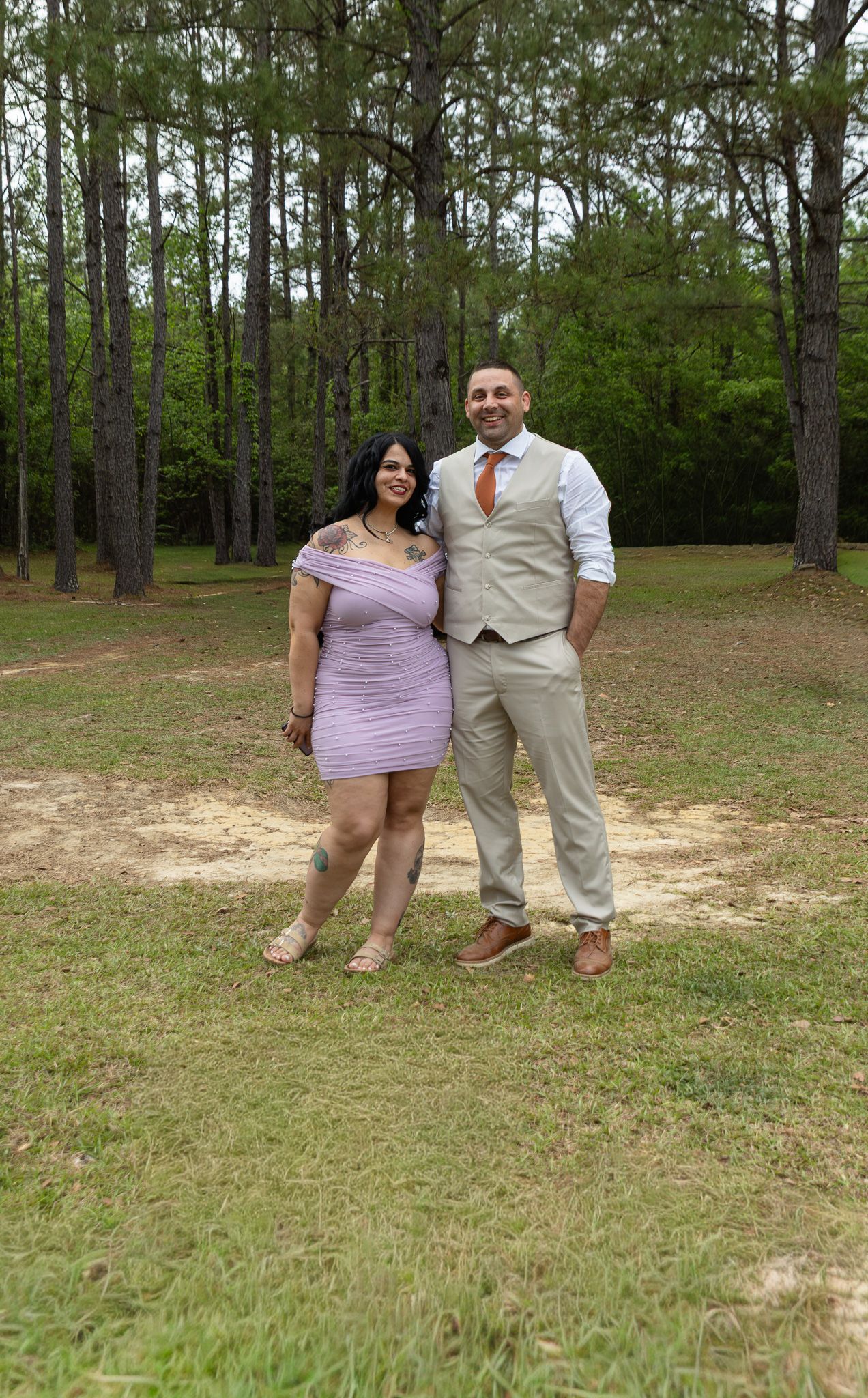 Candid wedding reception moment at Georgia backyard wedding, Kaylin Ross Photography