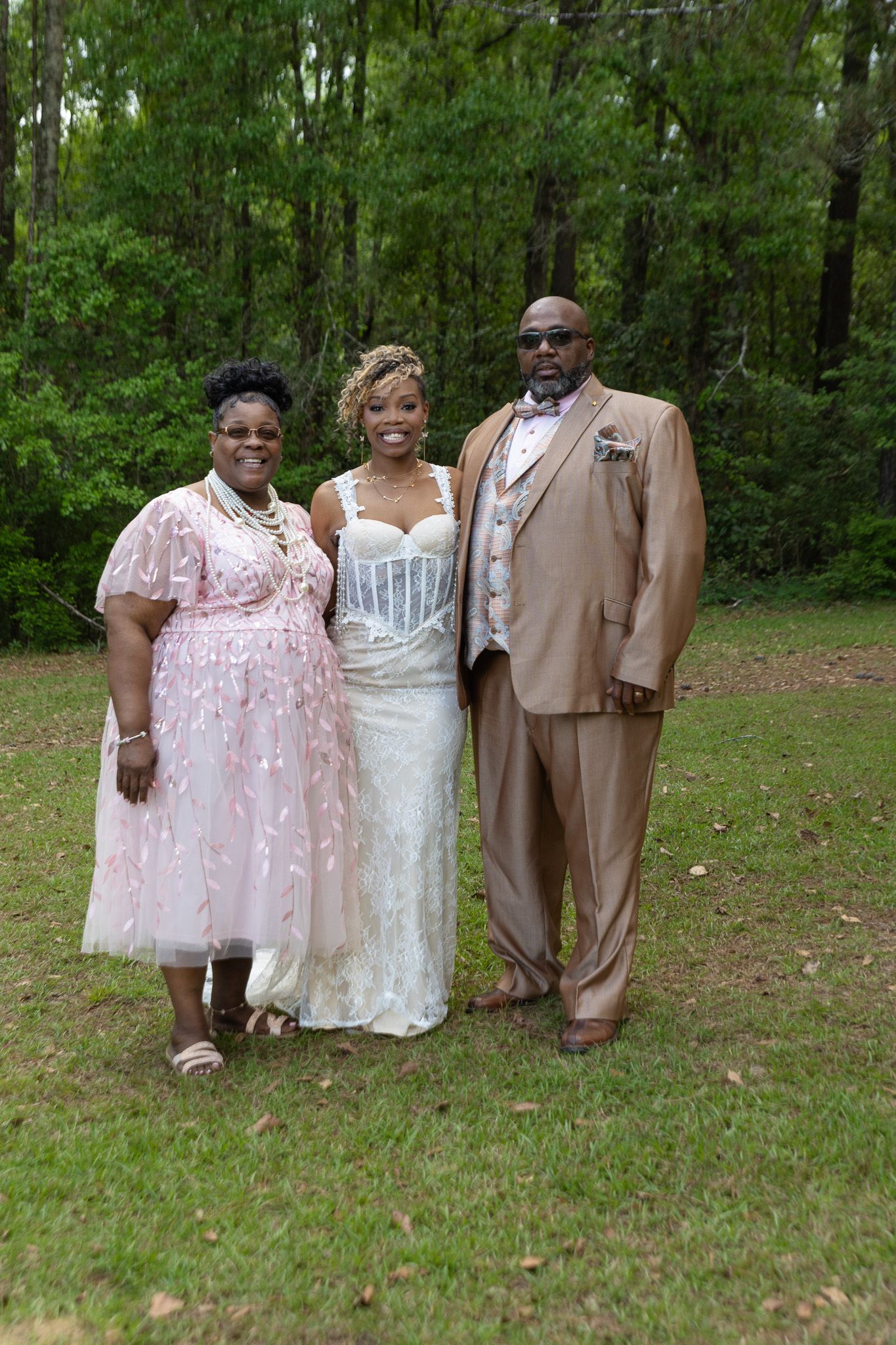 Bride and groom portraits at intimate backyard wedding in Georgia, Kaylin Ross Photography
