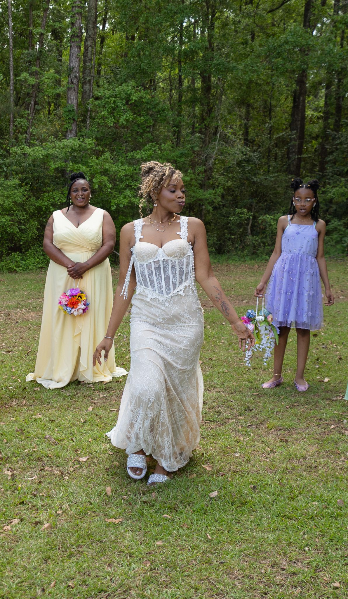 Candid wedding reception moment at Georgia backyard wedding, Kaylin Ross Photography
