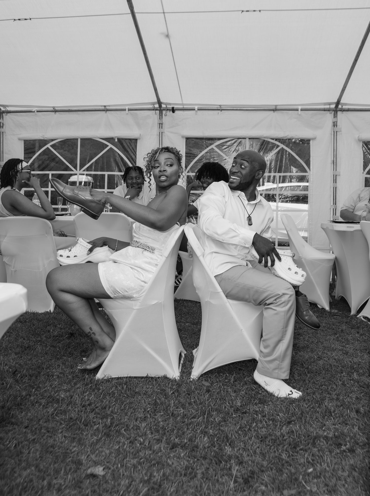 Candid wedding reception moment at Georgia backyard wedding, Kaylin Ross Photography