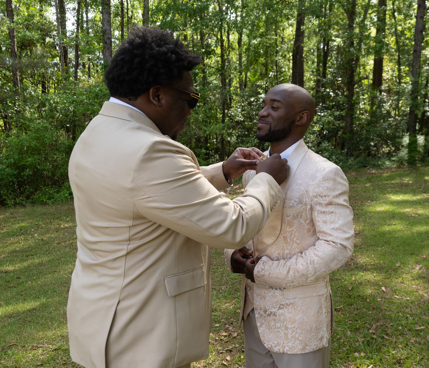 Outdoor backyard wedding ceremony in Georgia photographed by Kaylin Ross Photography