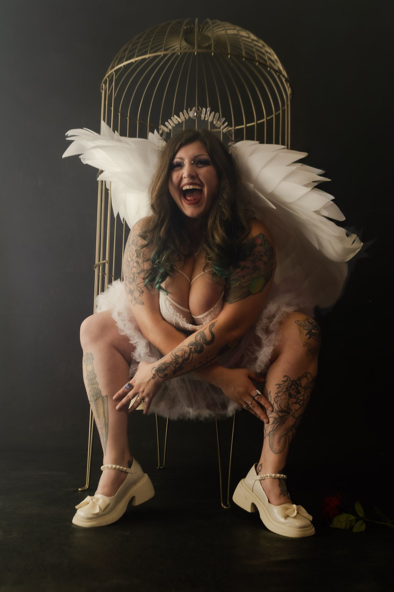 Spooky season creative photography session, styled editorial portraits by Kaylin Ross Photography