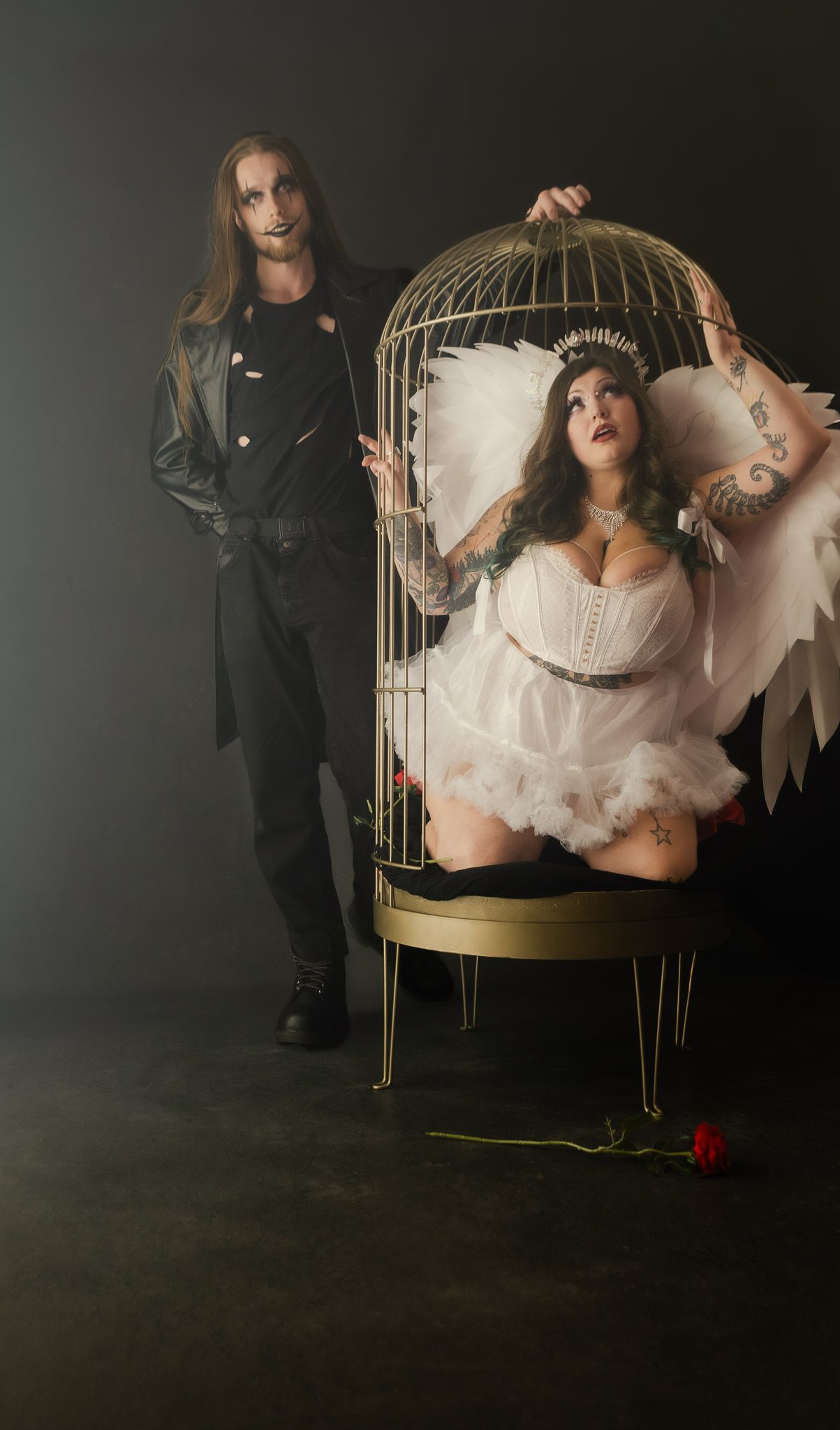 Spooky season creative photography session, styled editorial portraits by Kaylin Ross Photography