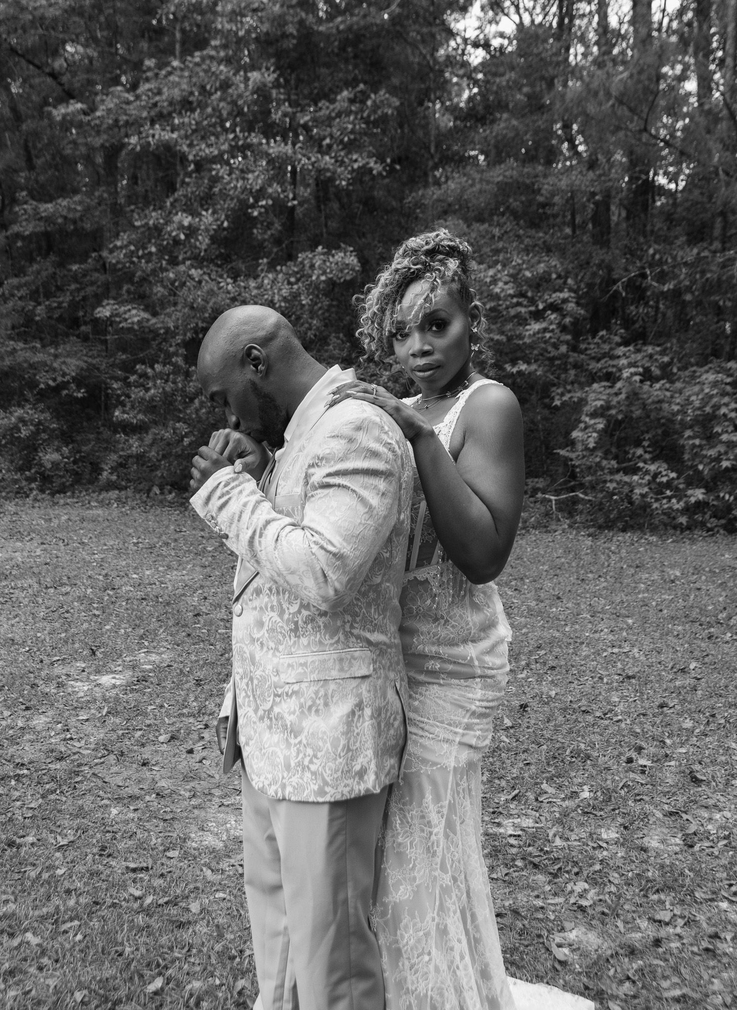 Bride and groom portraits at intimate backyard wedding in Georgia, Kaylin Ross Photography