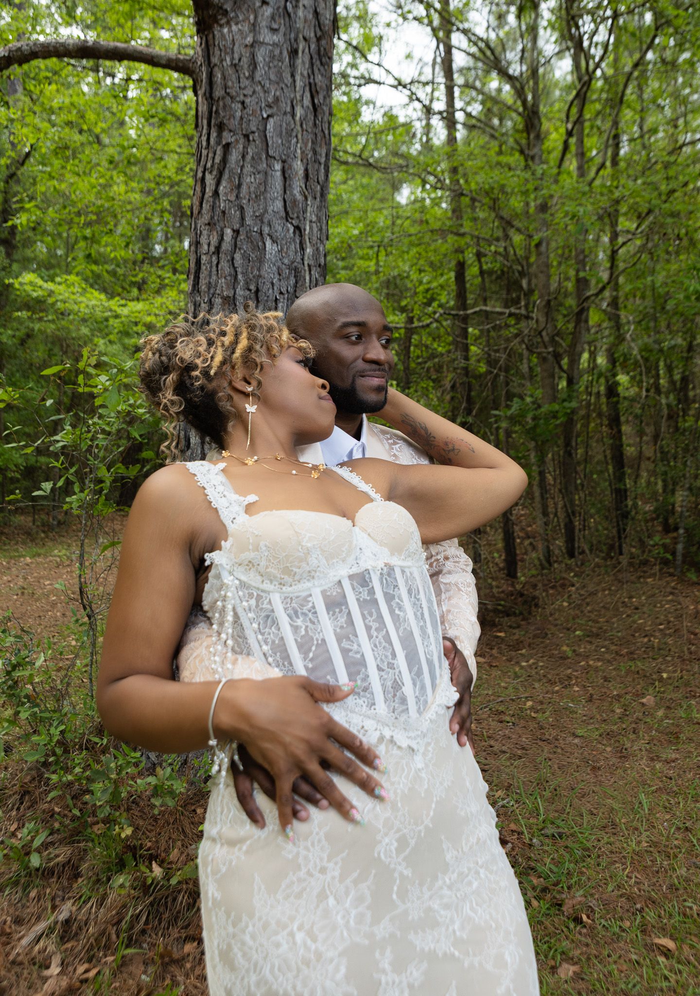 Bride and groom portraits at intimate backyard wedding in Georgia, Kaylin Ross Photography