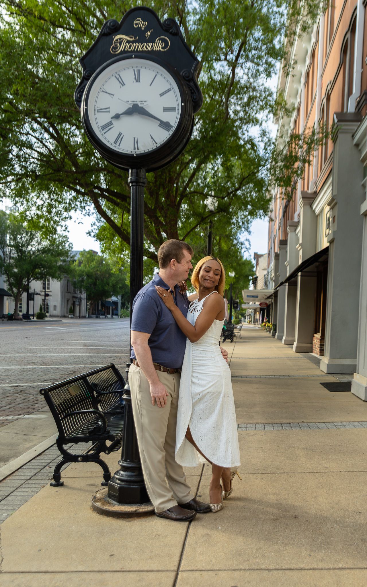 Natural light engagement portraits in Thomasville Georgia by Kaylin Ross Photography