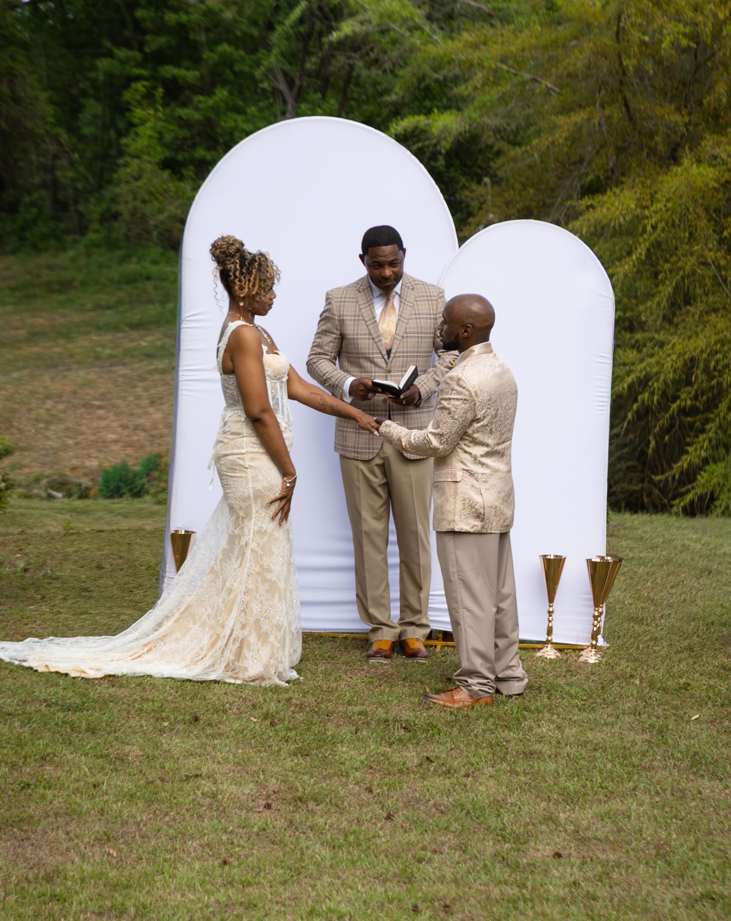 Outdoor backyard wedding ceremony in Georgia photographed by Kaylin Ross Photography