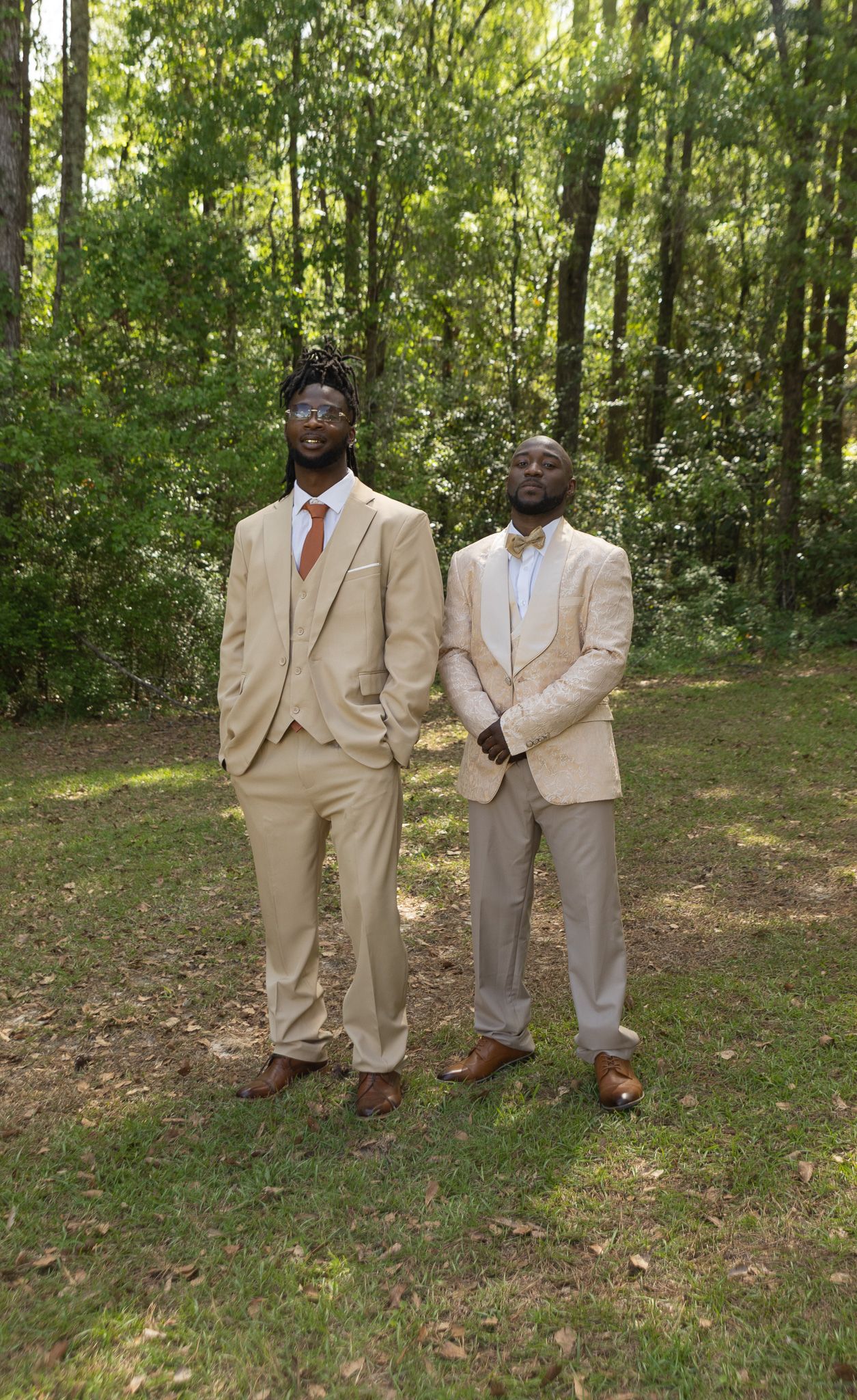 Candid wedding reception moment at Georgia backyard wedding, Kaylin Ross Photography