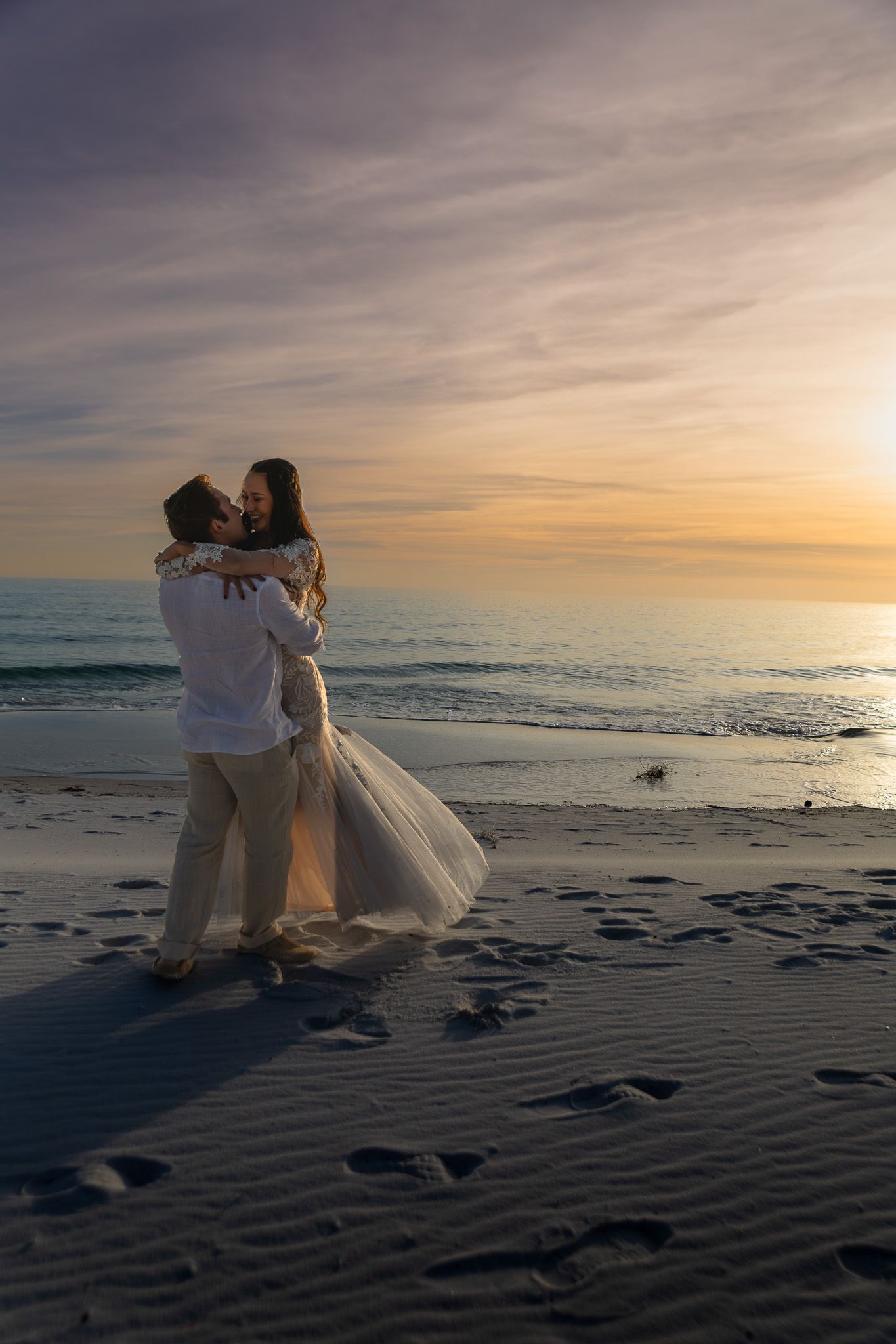 Golden hour elopement portraits on the Florida Panhandle at Grayton Beach, Kaylin Ross Photography