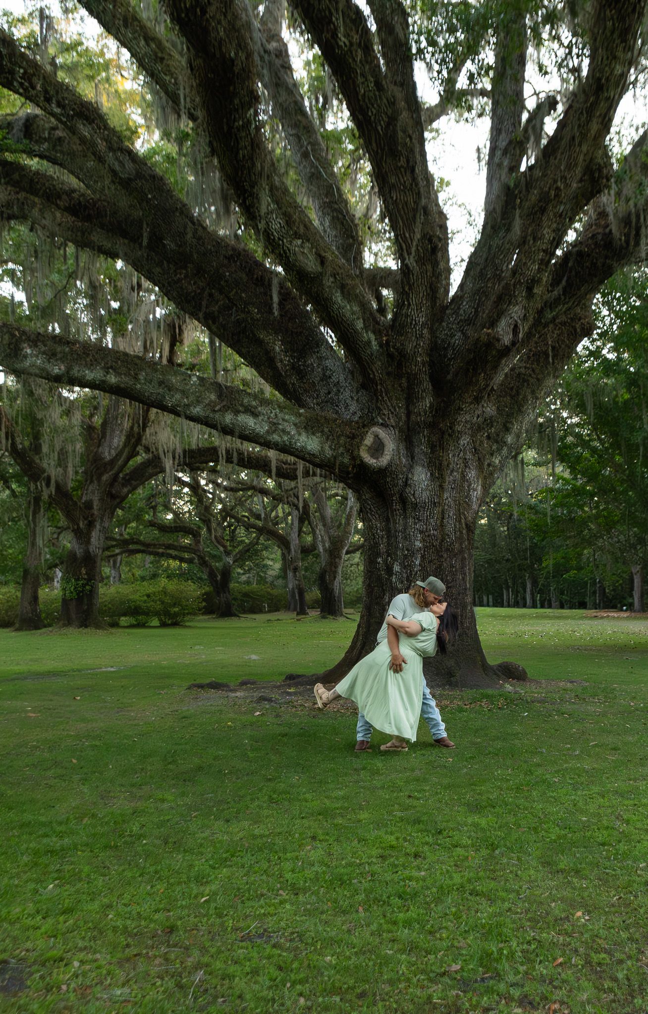 Natural light engagement portraits in Thomasville Georgia by Kaylin Ross Photography