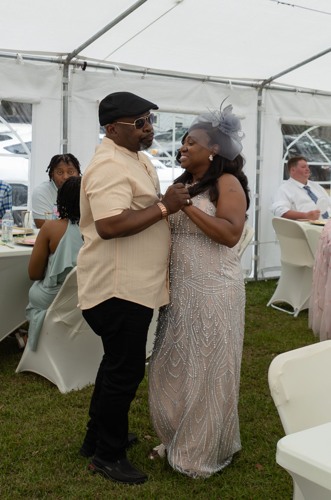Candid wedding reception moment at Georgia backyard wedding, Kaylin Ross Photography
