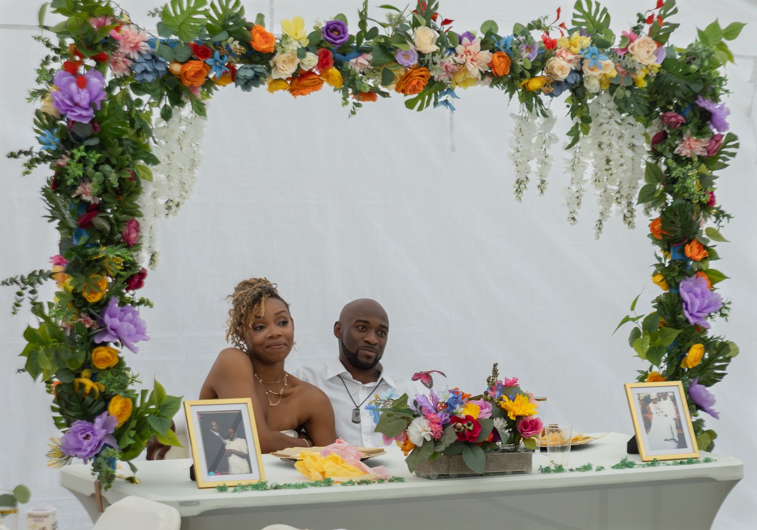Candid wedding reception moment at Georgia backyard wedding, Kaylin Ross Photography